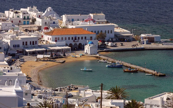 晴れた日にはホラ村の漁港の風光明媚な航空ビュー ミコノス島 ギリシャ — ストック写真