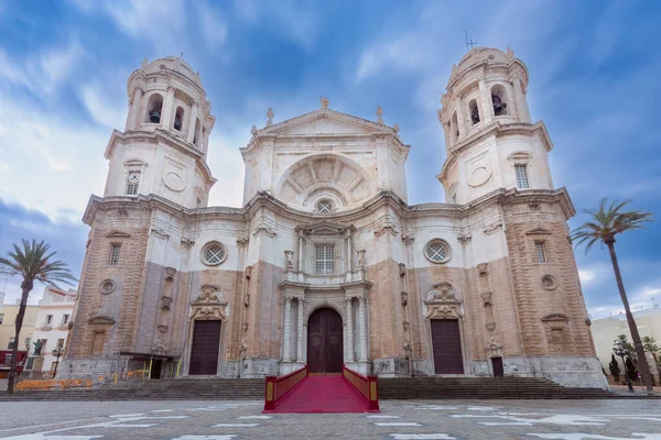 Здание Собора Святого Креста Кадисе Ранним Утром Испании Андалусия — стоковое фото