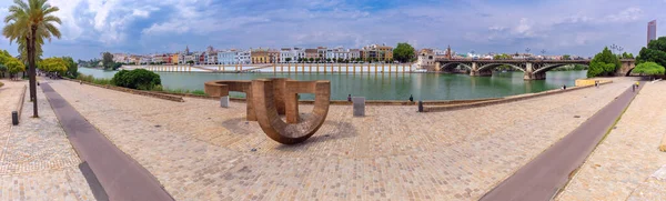 Panoramic Shot City Promenade Isabella Bridge Seville Spain Andalusia — Stock Photo, Image
