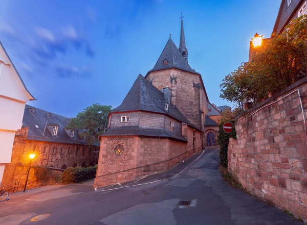 Стара Традиційна Середньовічна Вулиця Нічному Освітленні Світанку Кирче Сент Йоганнес — стокове фото