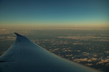 Uçaktan Fuji Dağı 'nın kuş bakışı görüntüsü..