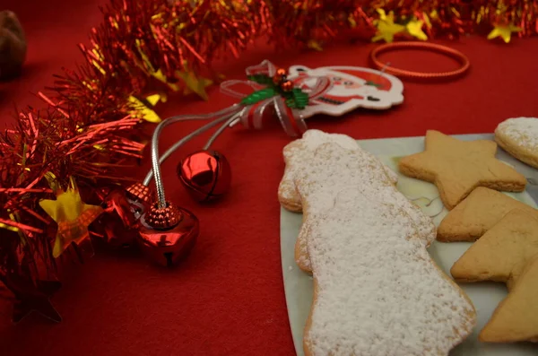 クリスマスのお祝いのための美しい手作りクッキー — ストック写真