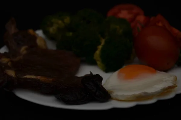 Özel ketojenik diyet tabanlı yemek