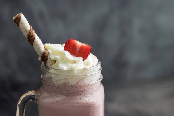 Tasty Healthy Breakfast Milkshake Fresh Fruit Strawberry Milkshake Copy Space — Stock Photo, Image