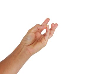 Beyaz arka planda uzanan yükseltilmiş bir el hareketi gösteren bir adam..