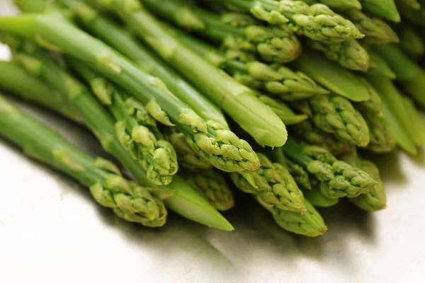 Inyecciones Espárragos Verdes Blanqueados Cocidos Verduras Primavera Saludables Enfoque Seleccionado —  Fotos de Stock
