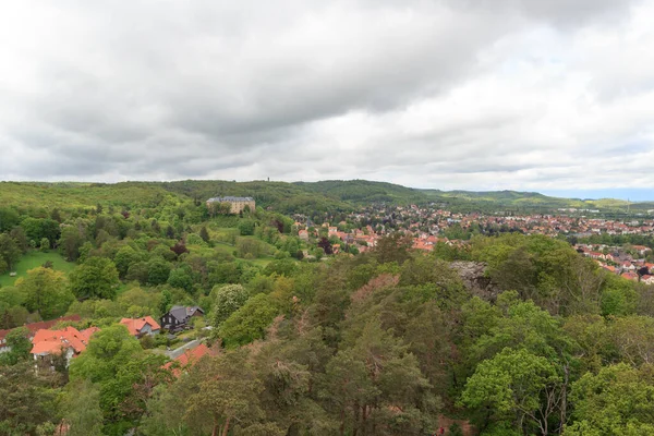 Blick Von Der Teufelsmauer Harz Auf Die Stadt Blankenburg Mit — Stockfoto