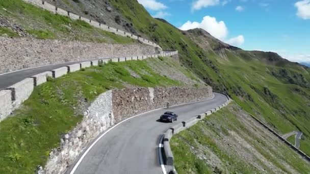Stilfs Ιταλία Ιουλίου 2023 Μπλε Porsche 911 Μετατρέψιμο Οδηγεί Μέχρι — Αρχείο Βίντεο