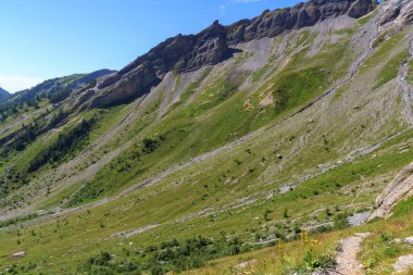 Dağ manzaralı dağ manzaralı dağ yürüyüşü dağ kulübesi Cabane Rambert 'ten Jorasse' ye, İsviçre Alpleri 'nde Ovronnaz' a, İsviçre
