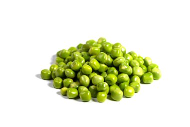 Beyaz arkaplana karşı yeşil bezelyeler