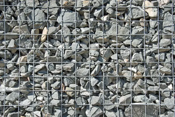Gabion ezilmiş taşla dolu
