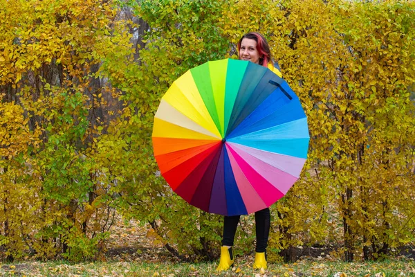 Multi Colored Huge Umbrella Girl Yellow Boots High Quality Photo — Stock Photo, Image