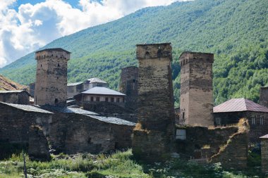 Antik Şehirlere Yolculuk: Dağlar ve Bulutlar. Yüksek kalite fotoğraf
