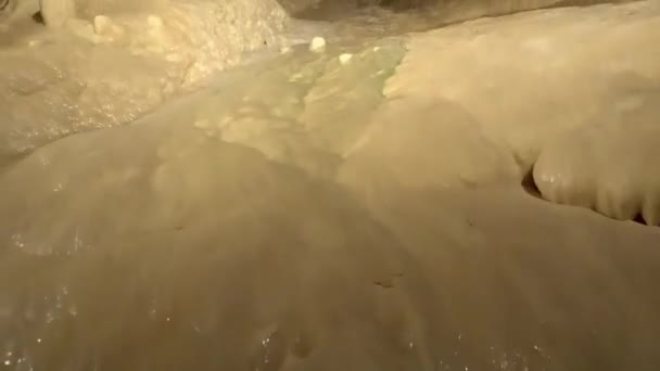 Mistik Mağara Akıntıları Vallorbe Nin Karstik Mağaraları Sviçre Deki Aydınlanmış — Stok video