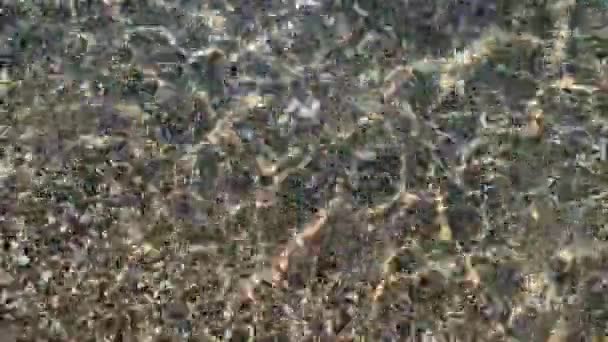 Естественный Фон Морская Вода Камнями Дне Пляжа Турции Высококачественные Кадры — стоковое видео