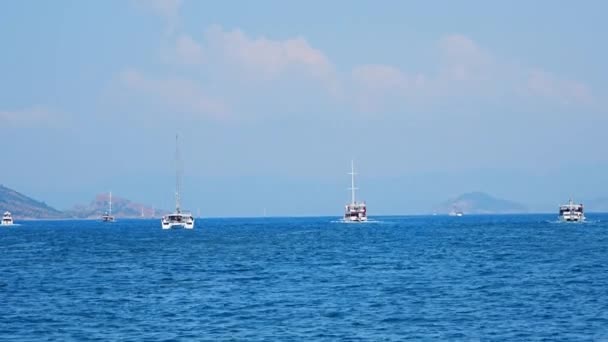 Bateaux Quittant Marina Vers Mer Matin Images Haute Qualité — Video