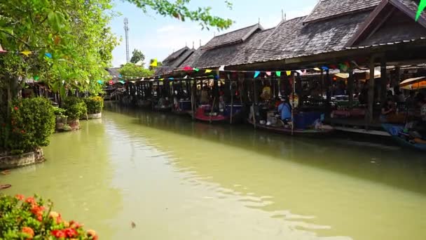 Паттайя Таиланд Декабря 2023 Года Плавучий Рынок Открытым Небом Небольшими — стоковое видео