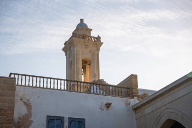 Havari Andrew Manastırı Kuzey Kıbrıs 'ın en kuzeydoğusundaki Cape yakınlarında yer alıyor. Görüntü, kutsal bir hac yerini ve onun tarihsel ve ruhsal önemini vurguluyor. Yüksek kalite fotoğraf