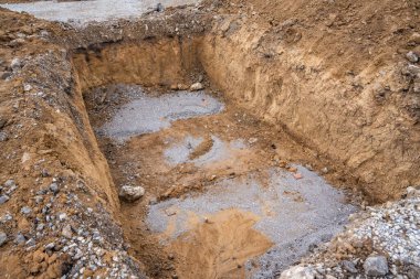 Plaka yükü test sonuçları statik basınç uygulamasından sonra toprak yüzeyinde görülebilir. Temel uygunluk ve yük taşıma kapasitesi için yer araştırması. Yüksek kalite fotoğraf