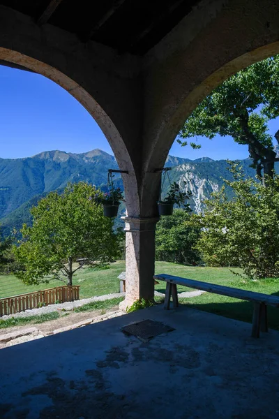 Ukryte Zakątki Włoskich Gór Dolomiti Rzeki Spada Skały — Zdjęcie stockowe
