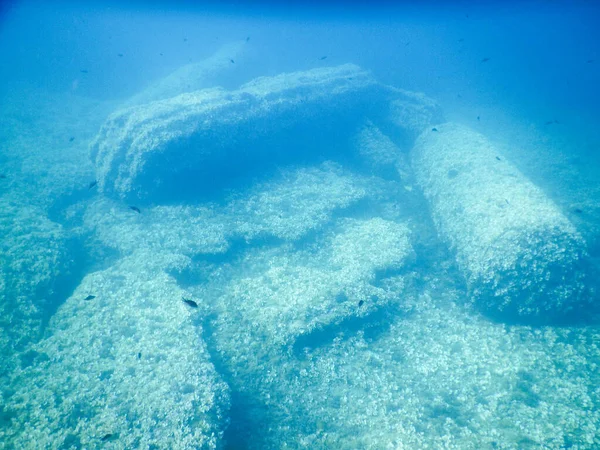 Stock image underwater archeology: Roman columns submerged in the Sicilian sea