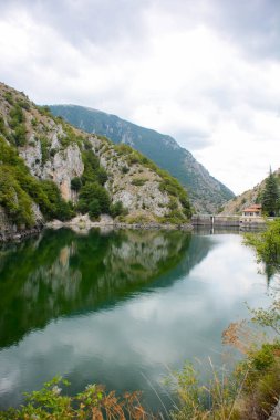 İtalya 'daki Yay burcunun ender görülen bir yerinden manzara
