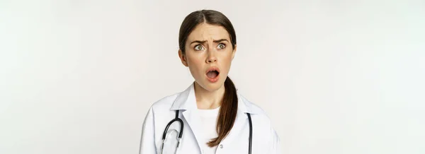 Frustrated Upset Young Woman Looking Left Insulted Shocked Face Standing — Stock Photo, Image