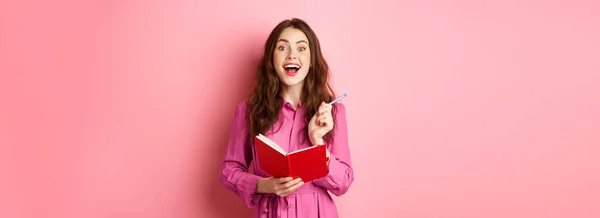 Excited Young Woman Have Excellent Idea Writing Her Ideas Planner — Stock Photo, Image