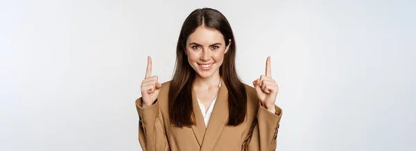 Portrait Female Entrepreneur Corporate Woman Pointing Fingers Smiling Confident Showing — 图库照片