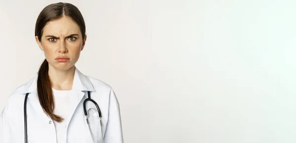 Angry Upset Young Woman Doctor Female Healthcare Worker Sulking Frowning — Fotografia de Stock