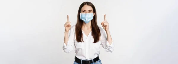 Portrait Corporate Woman Face Medical Mask Coronavirus Pointing Fingers Showing — Zdjęcie stockowe