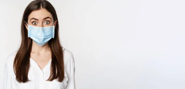 Covid Pandemic Concept Young Office Woman Wearing Medical Mask Coronavirus — Fotografia de Stock