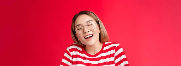 Feliz Sonhador Feliz Asiático Menina Sentir Recheado Bom Depois Comer — Fotografia de Stock