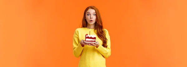 Carefree Dreamy Cute Redhead Girl Making Wish Quickly Make Desire — Stock Photo, Image
