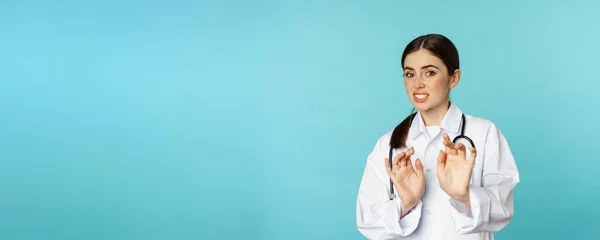 Image Woman Doctor Cringe Looking Dislike Aversion Rejecting Saying Stay — Fotografia de Stock