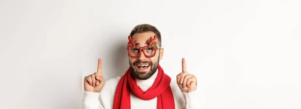 Natal Ano Novo Conceito Celebração Close Cara Barbudo Animado Óculos — Fotografia de Stock