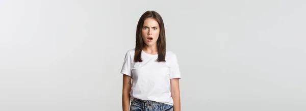 Portrait Horrified Shocked Young Woman Gasping Frowning Frustrated Looking Offended — Stock Photo, Image