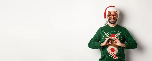 Feriados Natal Conceito Celebração Cara Feliz Chapéu Papai Noel Óculos — Fotografia de Stock