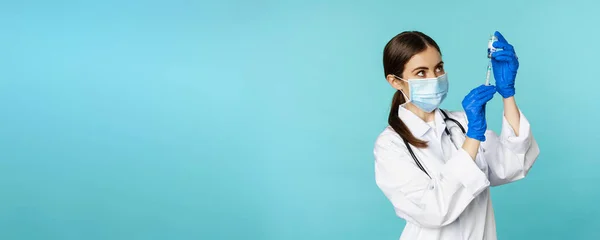 Vaccination Från Covid Och Sjukvård Koncept Ung Kvinna Läkare Sjuksköterska — Stockfoto