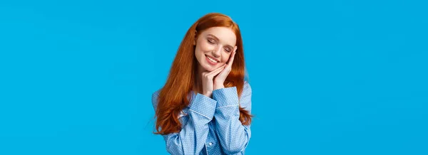 Waist Shot Tender Sensual Redhead Female Cute Soft Pyjama Applied — Stock Photo, Image