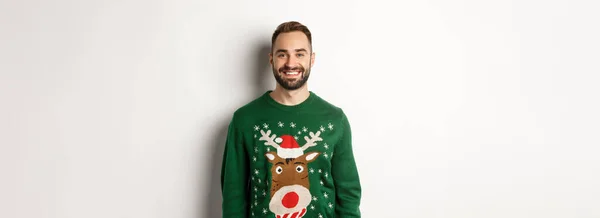 파티와 컨셉트 즐거운 크리스마스 스웨터를 배경에 — 스톡 사진