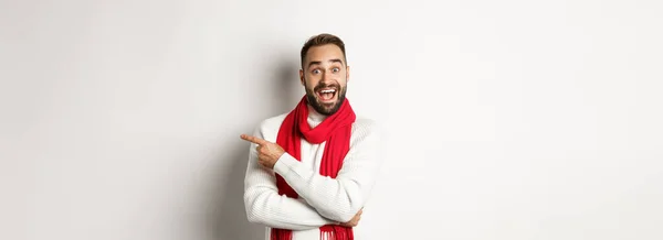 Christmas Holidays Celebration Concept Excited Bearded Male Buyer Showing Your — Stock Photo, Image