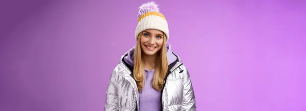 Lifestyle Cute Young Blond European Woman Wearing Warm Cozy Jacket — Stock Photo, Image