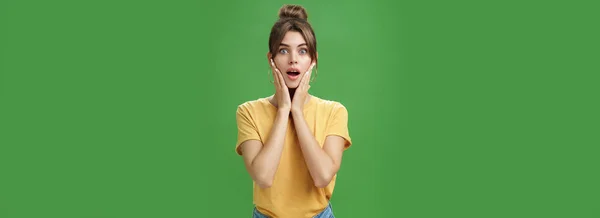 Woman Feeling Surprised Delighted Enjoying Good Result Detox Applying Facial — Stock Photo, Image