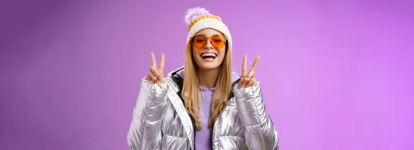Friendly Lucky Optimistic Beautiful Blond Woman Sunglasses Silver Stylish Jacket — Stock Photo, Image