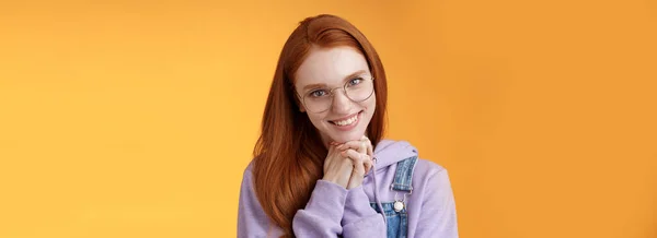 Flirty Young Clingy Girlfriend Redhead Girl Trying Learn Flirt Making — Stock Photo, Image