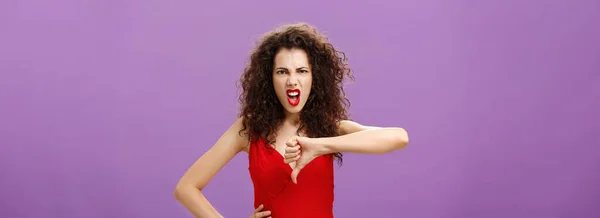 Bullshit Hate Your Lame Ideas Displeased Pissed Lady Boss Curly — Stockfoto