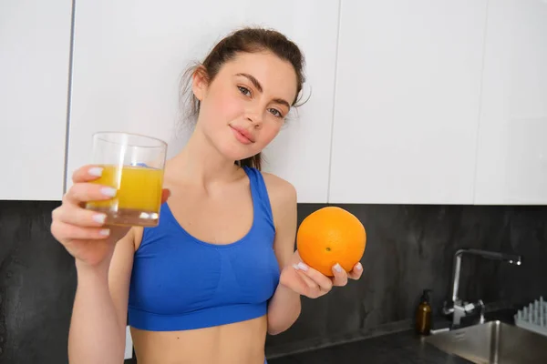 Close Portrait Sportswoman Fitness Girl Holding Glass Fresh Juice Orange — Stock Photo, Image
