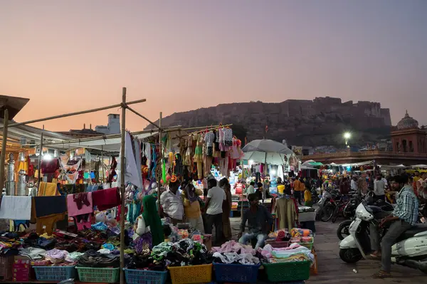 Stock image Jodhpur, Rajasthan, India - 19.10.2019 : Blue hour image of famous Sardar Market and Ghanta ghar Clock tower in Jodhpur, Rajasthan, India.