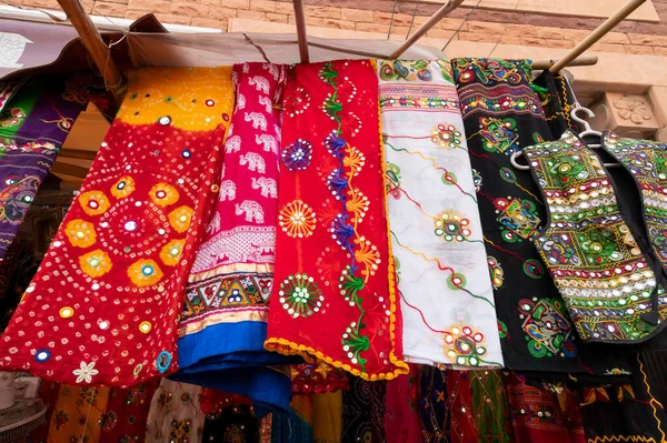 Rajasthani Kvinnors Kläder Hänger Till Salu Som Visas Butik Berömda — Stockfoto